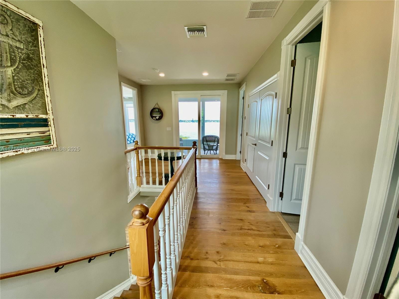 Real estate property located at 424 Lake Mirror Dr, Highlands, Lake Placid North Side, Lake Placid, FL