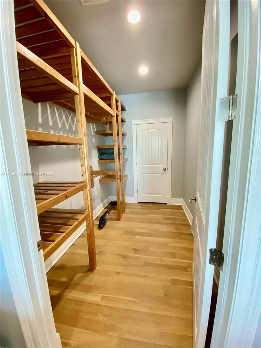 Real estate property located at 424 Lake Mirror Dr, Highlands, Lake Placid North Side, Lake Placid, FL