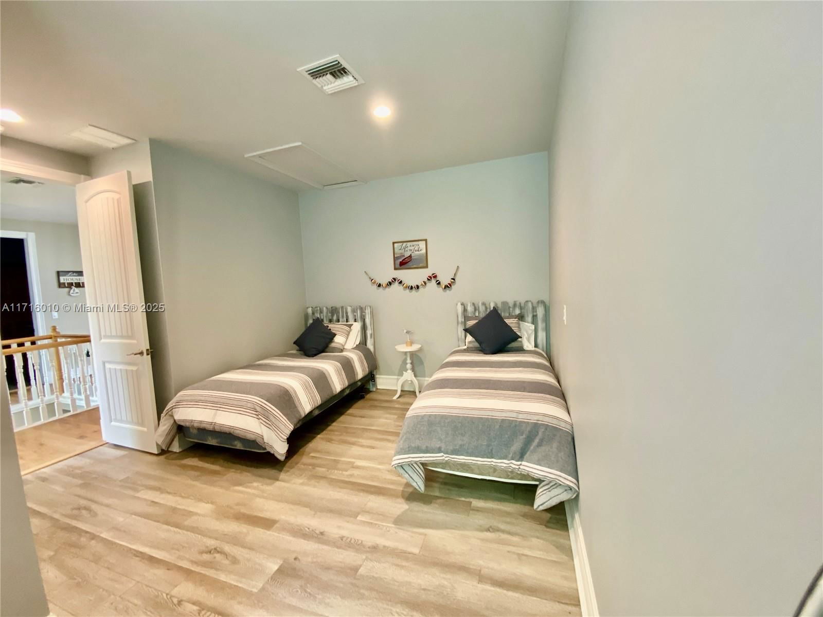 Real estate property located at 424 Lake Mirror Dr, Highlands, Lake Placid North Side, Lake Placid, FL