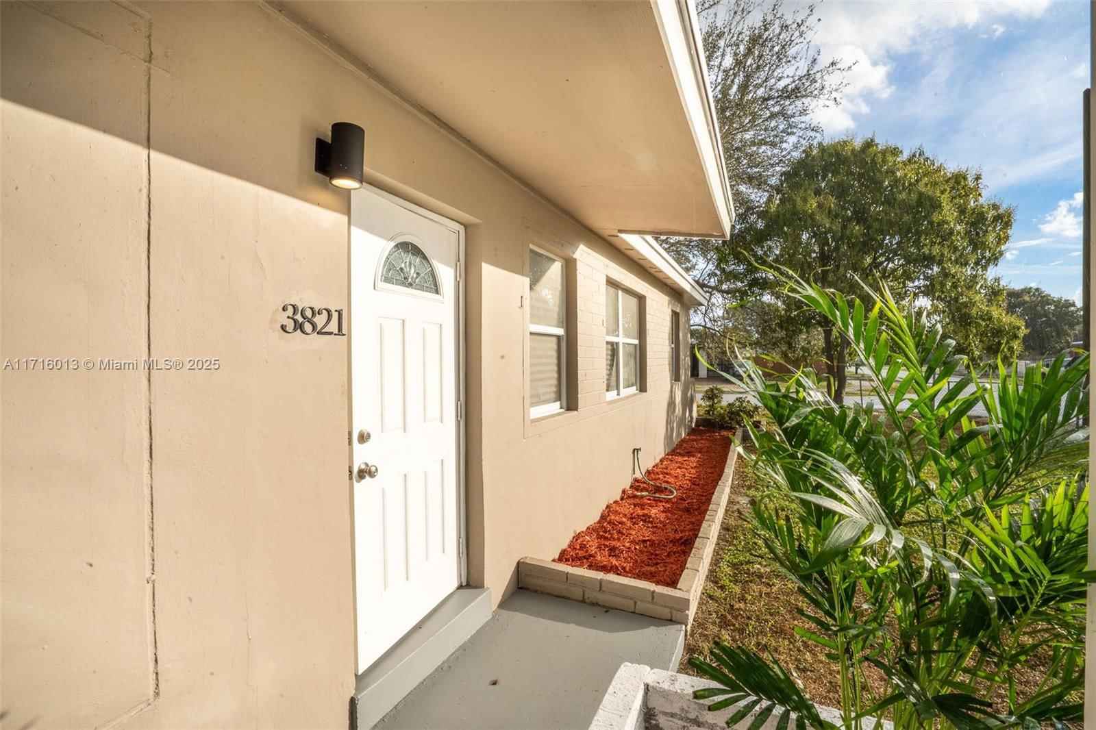 Real estate property located at 3821 43rd Ave, Broward, Lake Forest Sec 2, West Park, FL