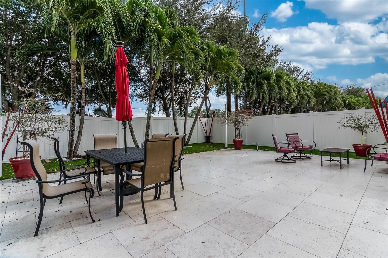 Real estate property located at 8879 33rd Ave, Miami-dade, Bellagio, Hialeah, FL