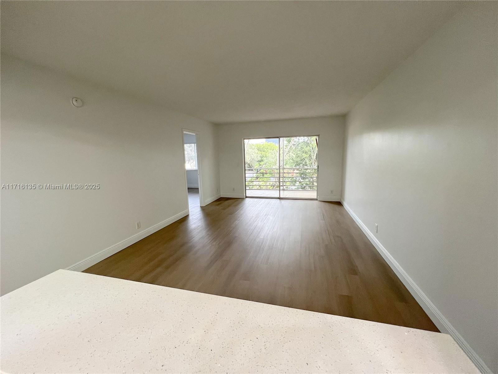 Real estate property located at 1638 Embassy Dr #301, Palm Beach, Jamestown Condo, West Palm Beach, FL