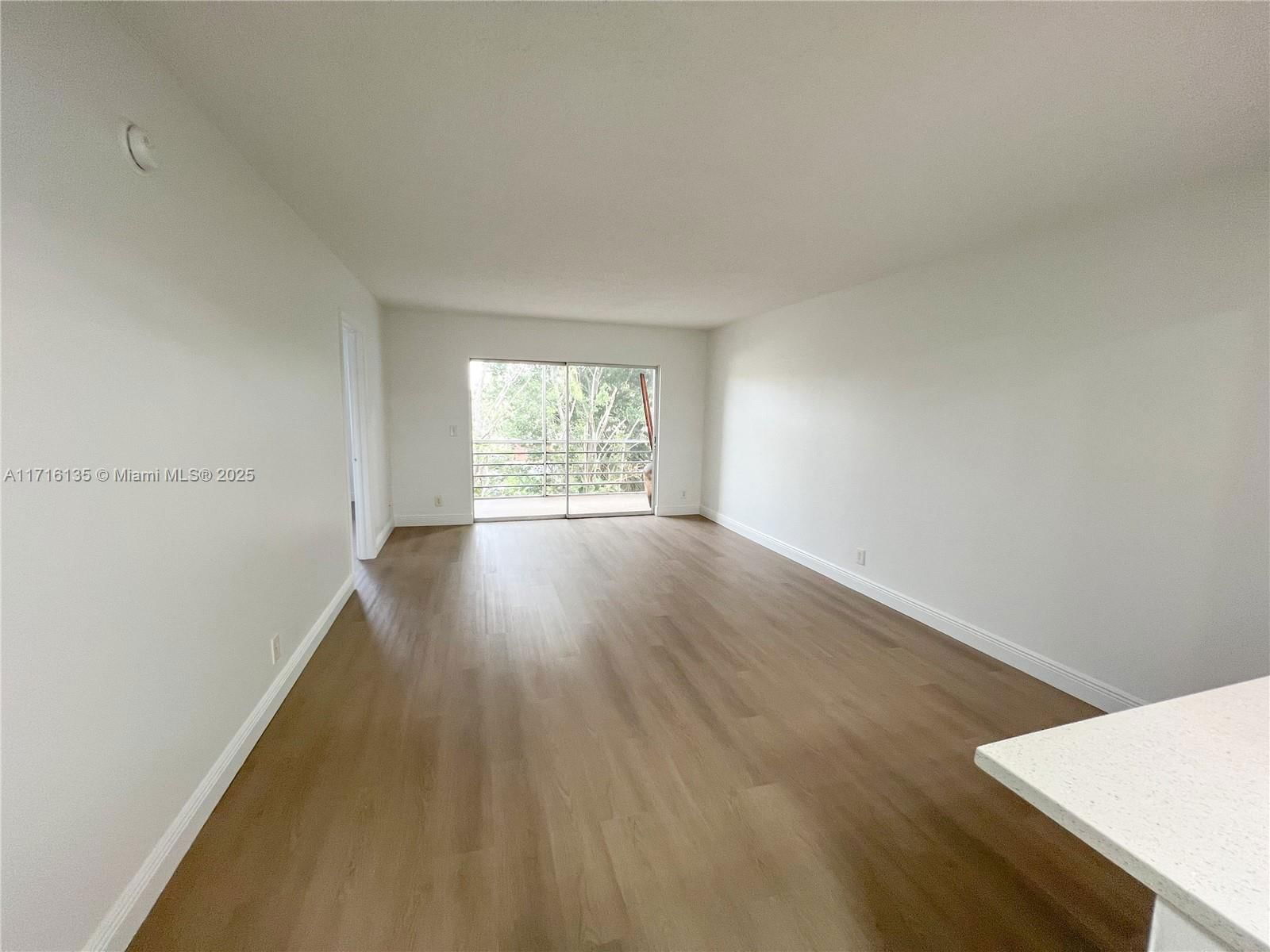 Real estate property located at 1638 Embassy Dr #301, Palm Beach, Jamestown Condo, West Palm Beach, FL