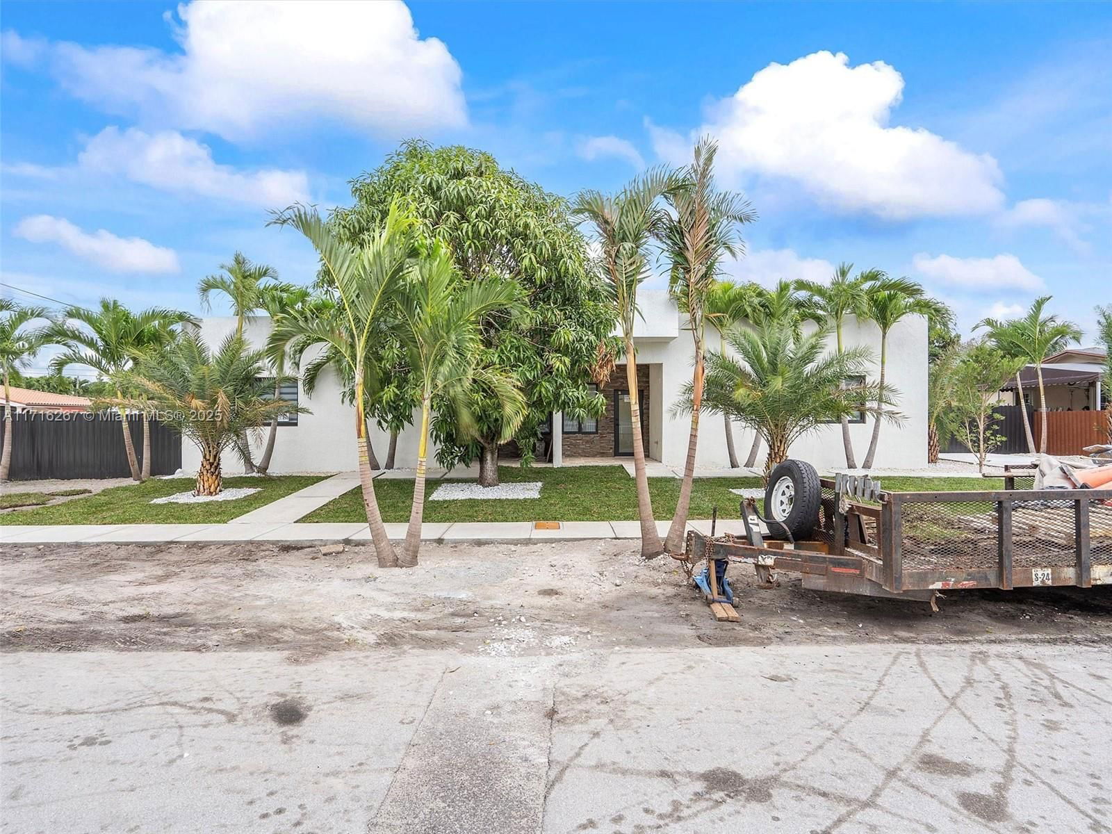 Real estate property located at 501 59th St, Miami-dade, Logan Crest Rev Pl, Hialeah, FL