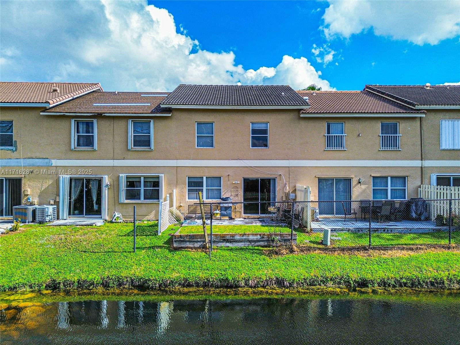 Real estate property located at 3743 91st lane #3743, Broward, Ben Ash Plat, Sunrise, FL