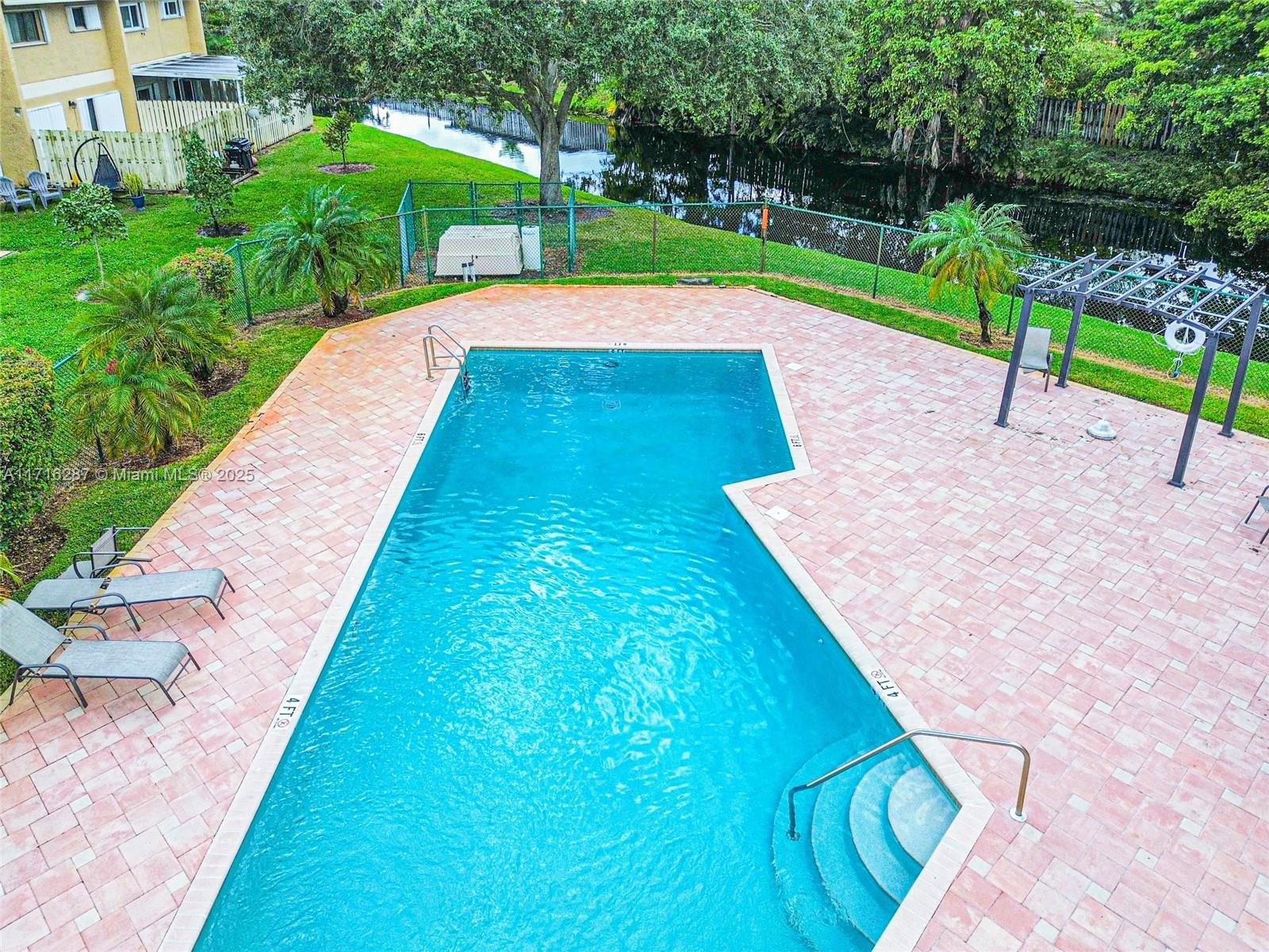 Real estate property located at 3743 91st lane #3743, Broward, Ben Ash Plat, Sunrise, FL