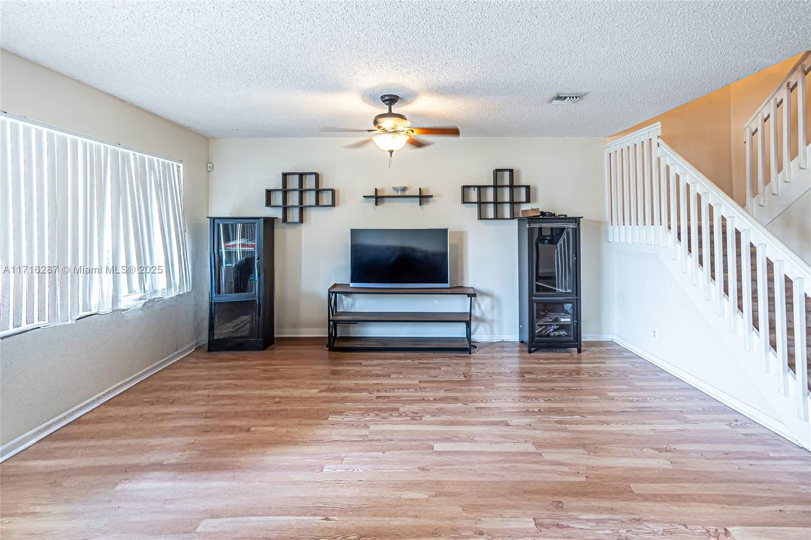 Real estate property located at 3743 91st lane #3743, Broward, Ben Ash Plat, Sunrise, FL