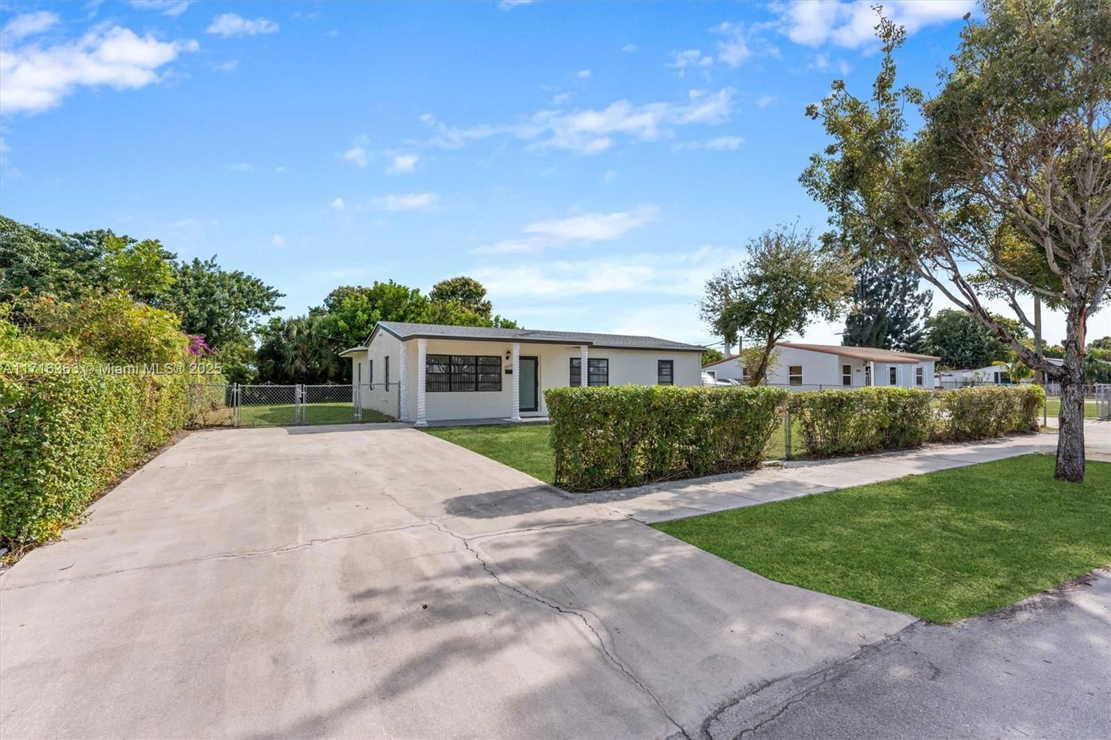Real estate property located at 16021 18th Ave, Miami-dade, Bunche Park 1st Addn, Miami Gardens, FL