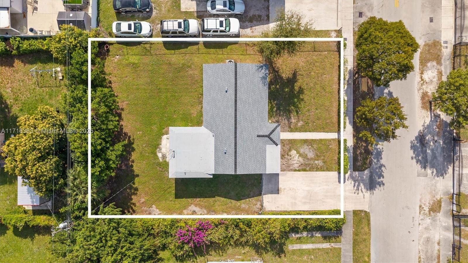 Real estate property located at 16021 18th Ave, Miami-dade, Bunche Park 1st Addn, Miami Gardens, FL