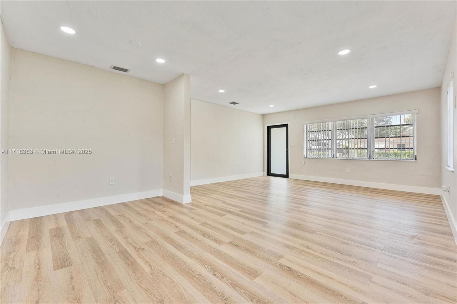 Real estate property located at 16021 18th Ave, Miami-dade, Bunche Park 1st Addn, Miami Gardens, FL