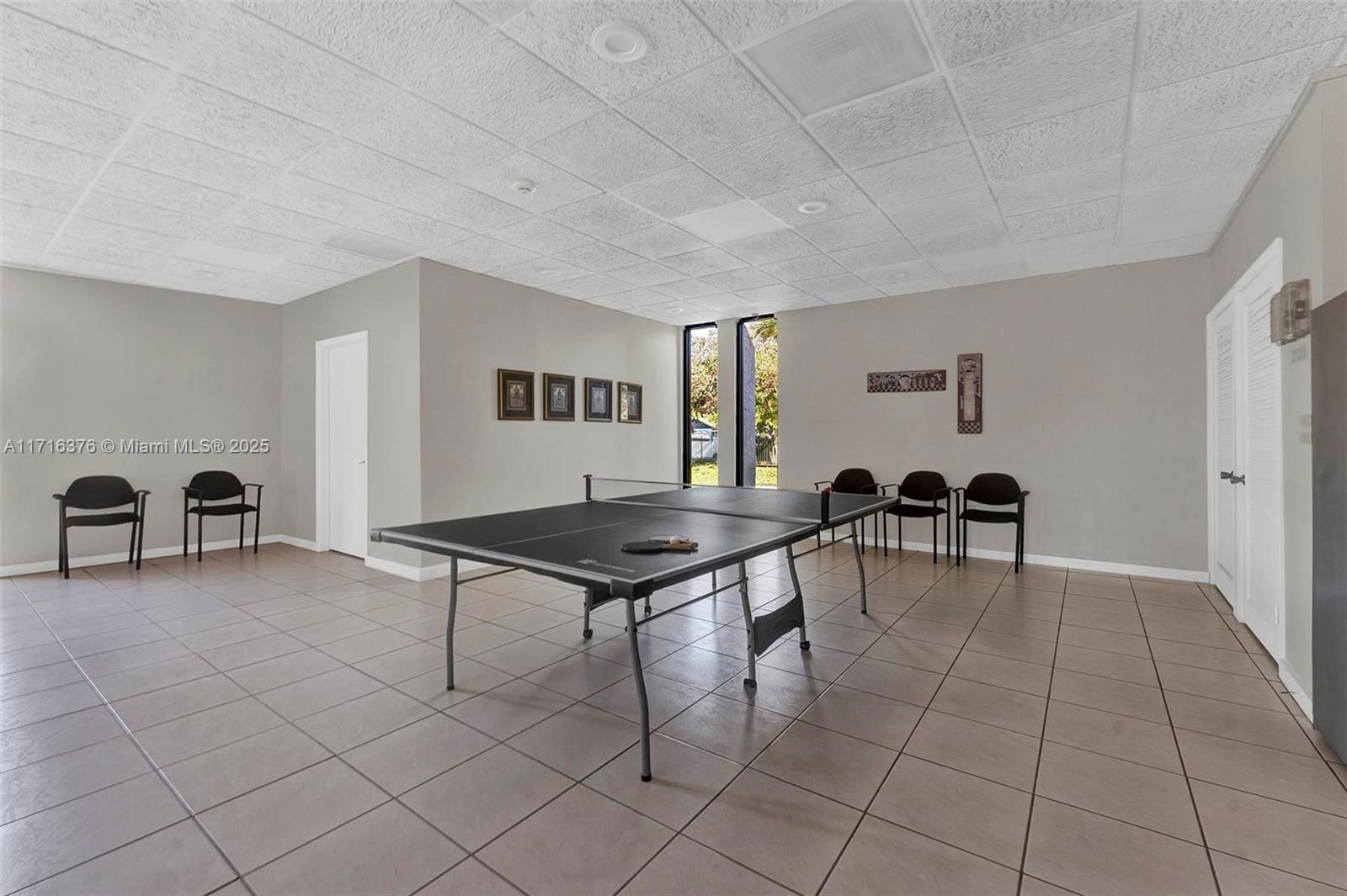 Real estate property located at 8650 133rd Ave Rd #410, Miami-dade, Horizons West Condo #7, Miami, FL