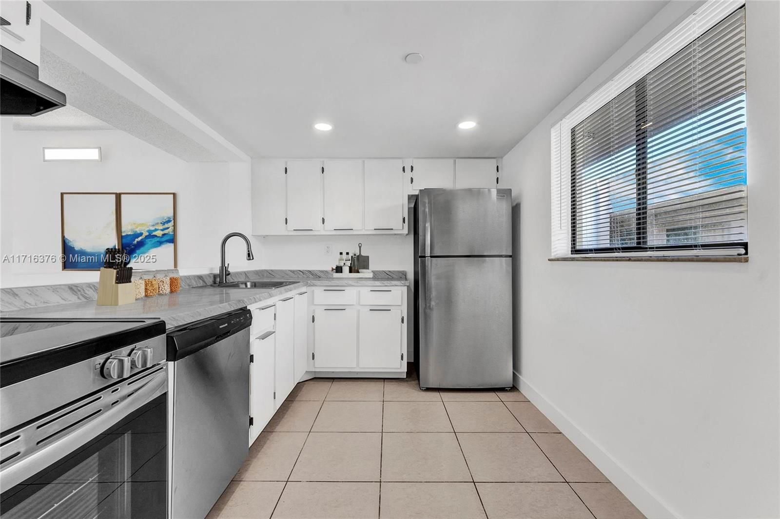 Real estate property located at 8650 133rd Ave Rd #410, Miami-dade, Horizons West Condo #7, Miami, FL