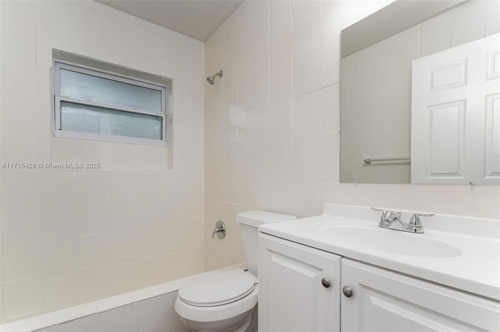 Real estate property located at 5865 Ellis Hollow Rd W, Palm Beach, Lantana Homes 2, Lake Worth, FL