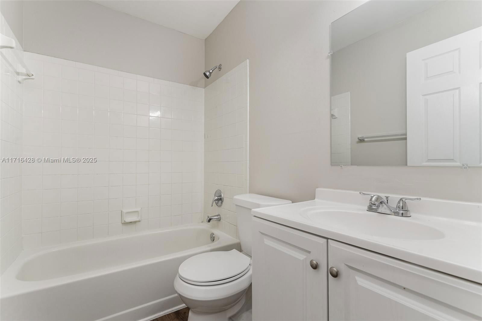 Real estate property located at 5865 Ellis Hollow Rd W, Palm Beach, Lantana Homes 2, Lake Worth, FL