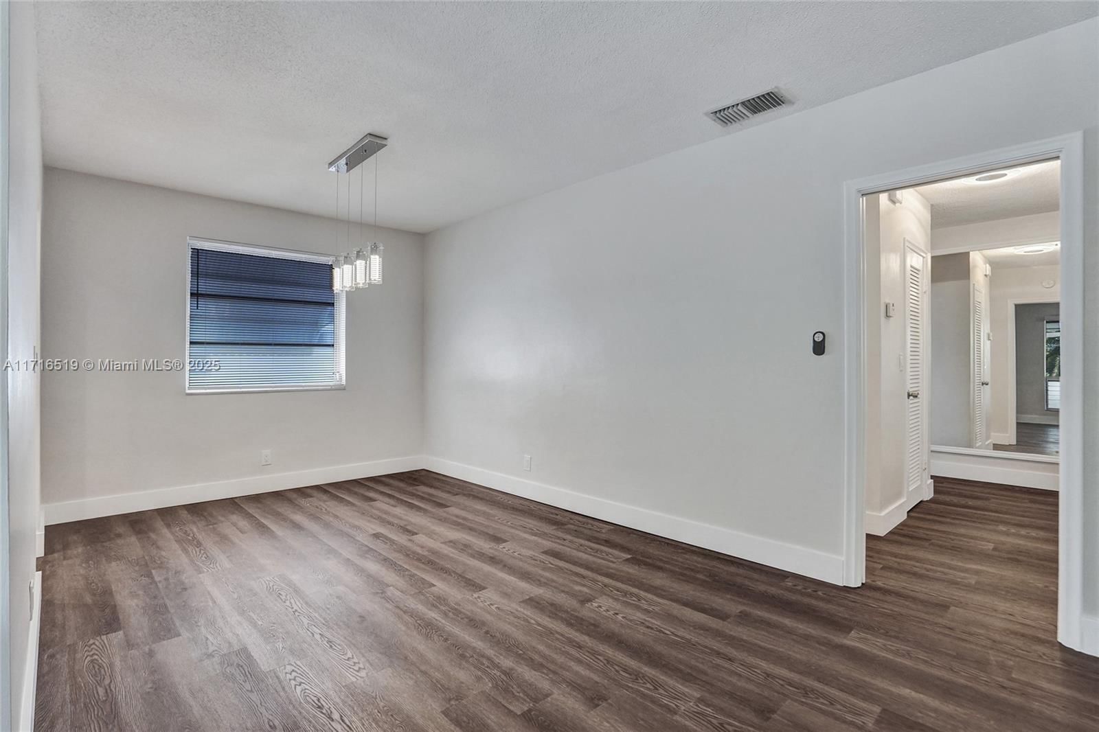 Real estate property located at 540 Luna #7, Broward, Capri Condo Apts, Hollywood, FL