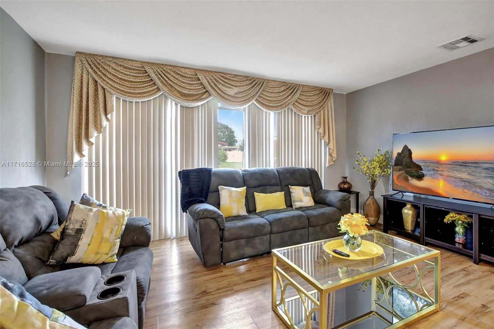 Real estate property located at 1450 182nd St, Miami-dade, Scott Lake Manor Sec 4, Miami Gardens, FL