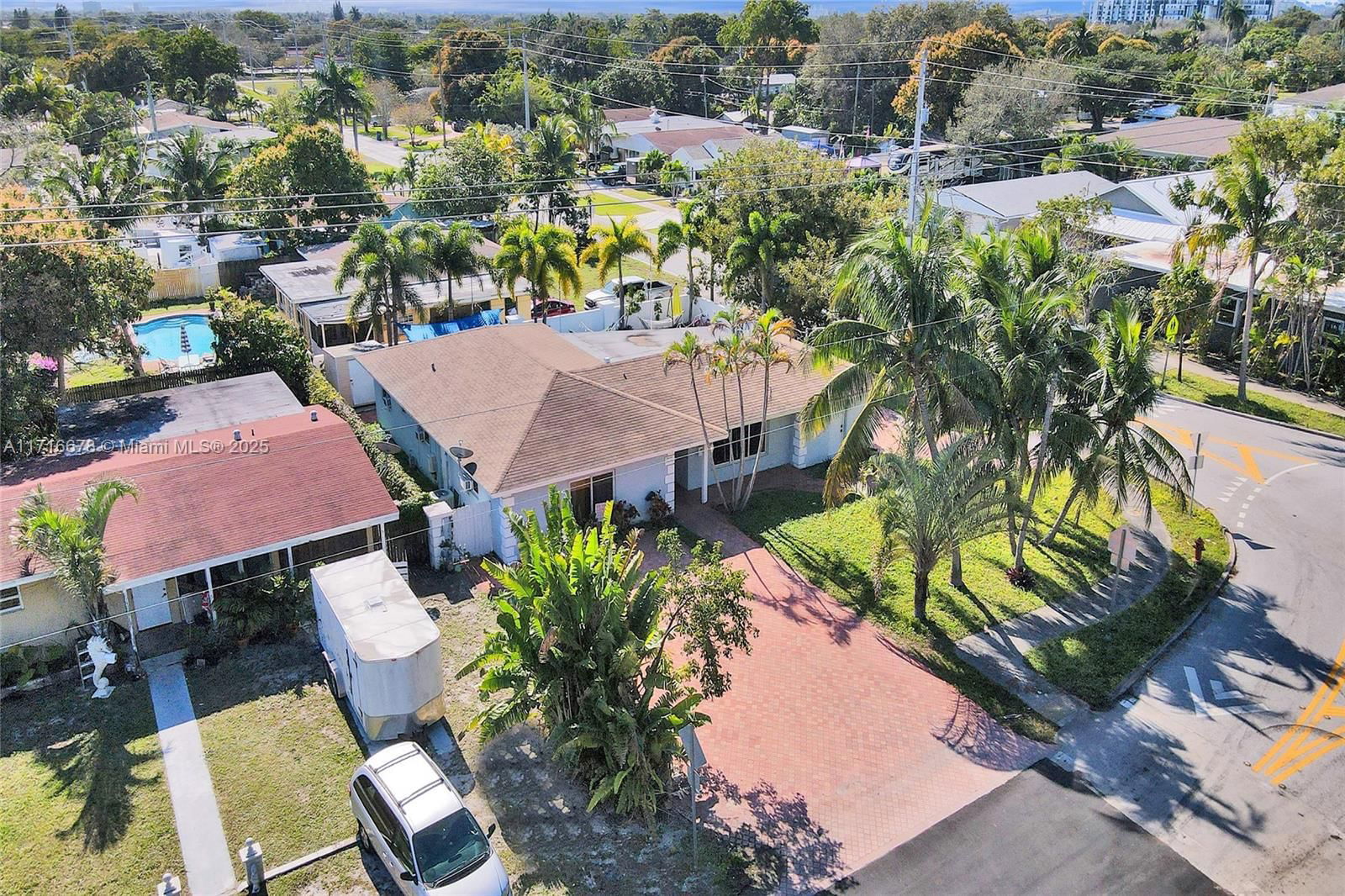 Real estate property located at 1100 4th St, Broward, Pinecrest Acres-resub Of, Pompano Beach, FL