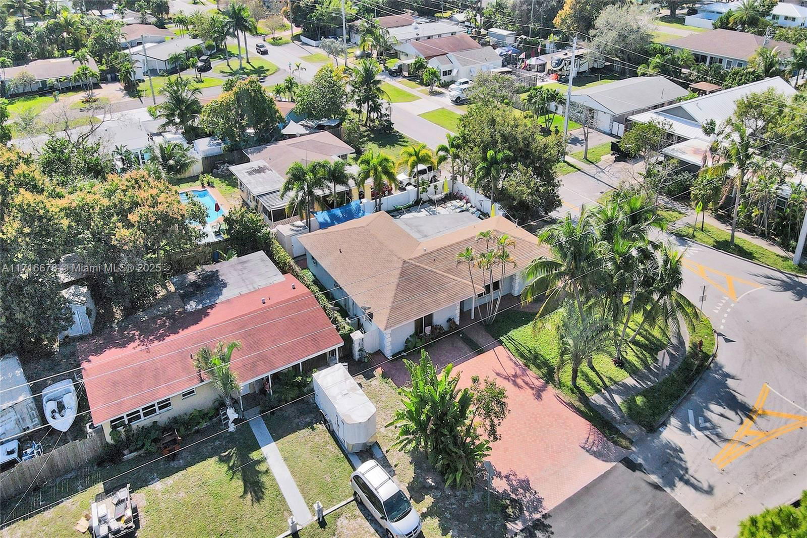 Real estate property located at 1100 4th St, Broward, Pinecrest Acres-resub Of, Pompano Beach, FL