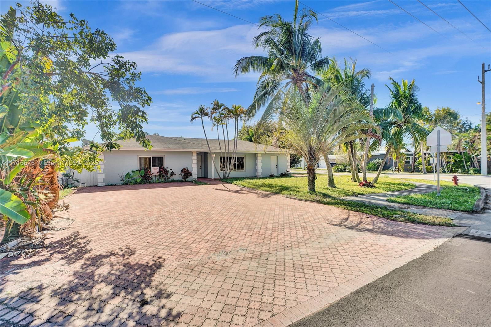 Real estate property located at 1100 4th St, Broward, Pinecrest Acres-resub Of, Pompano Beach, FL