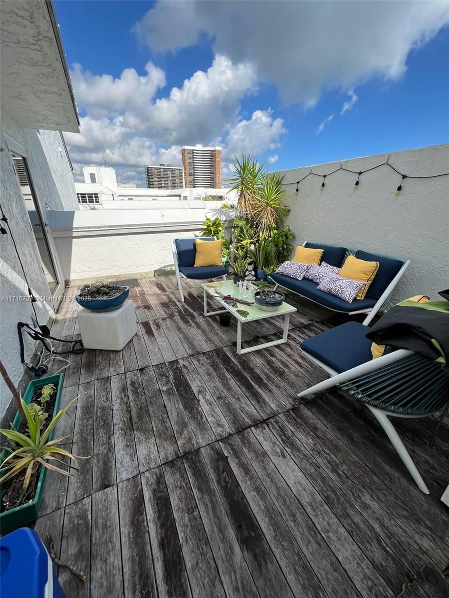 Real estate property located at 777 62nd St CPH2, Miami-dade, Nirvana Condo No Two Cond, Miami, FL