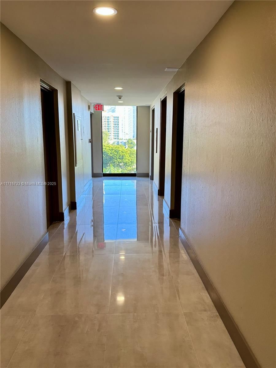 Real estate property located at 17720 Bay Rd #803, Miami-dade, Bay Country Club Condo, Sunny Isles Beach, FL