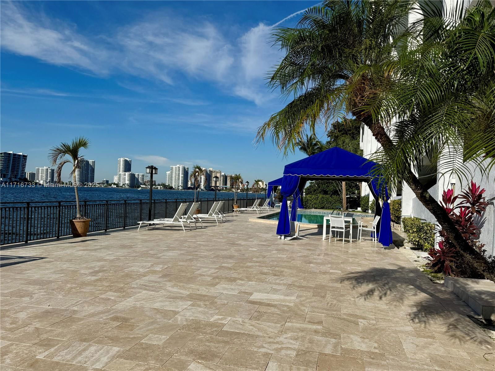 Real estate property located at 17720 Bay Rd #803, Miami-dade, Bay Country Club Condo, Sunny Isles Beach, FL