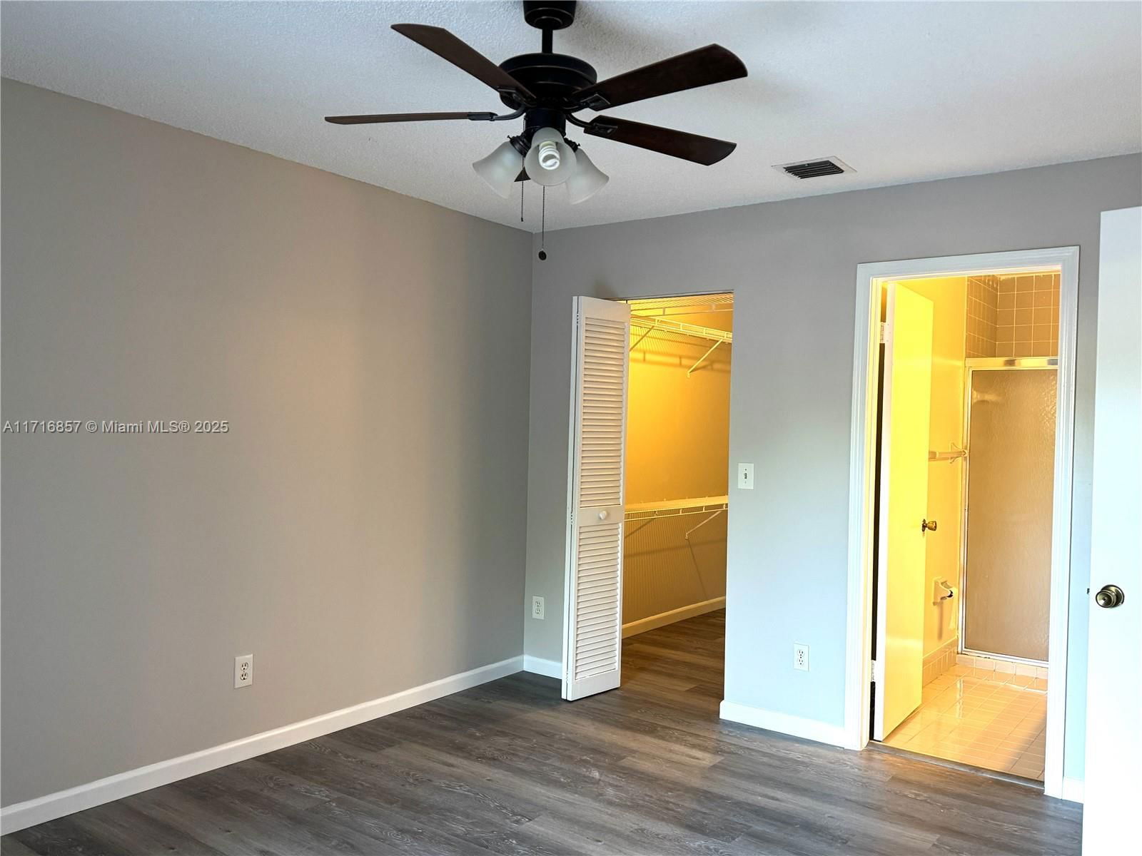Real estate property located at 3562 95th Ter #2Q, Broward, Grenadier Lakes At Welleb, Sunrise, FL