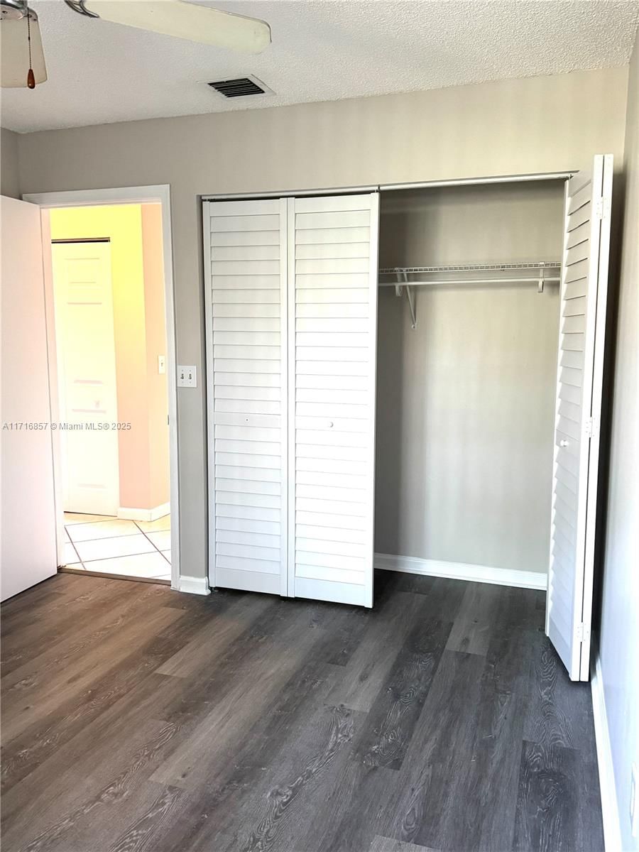 Real estate property located at 3562 95th Ter #2Q, Broward, Grenadier Lakes At Welleb, Sunrise, FL