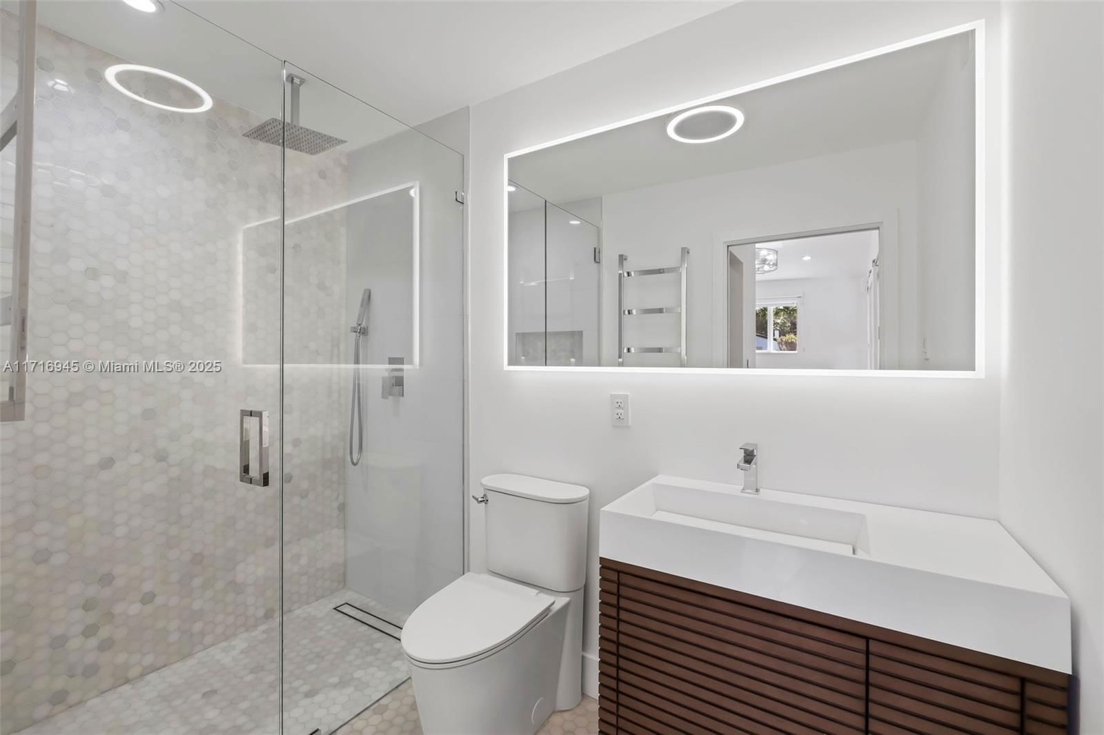Real estate property located at 1511 17th Ter, Miami-dade, Seville, Miami, FL