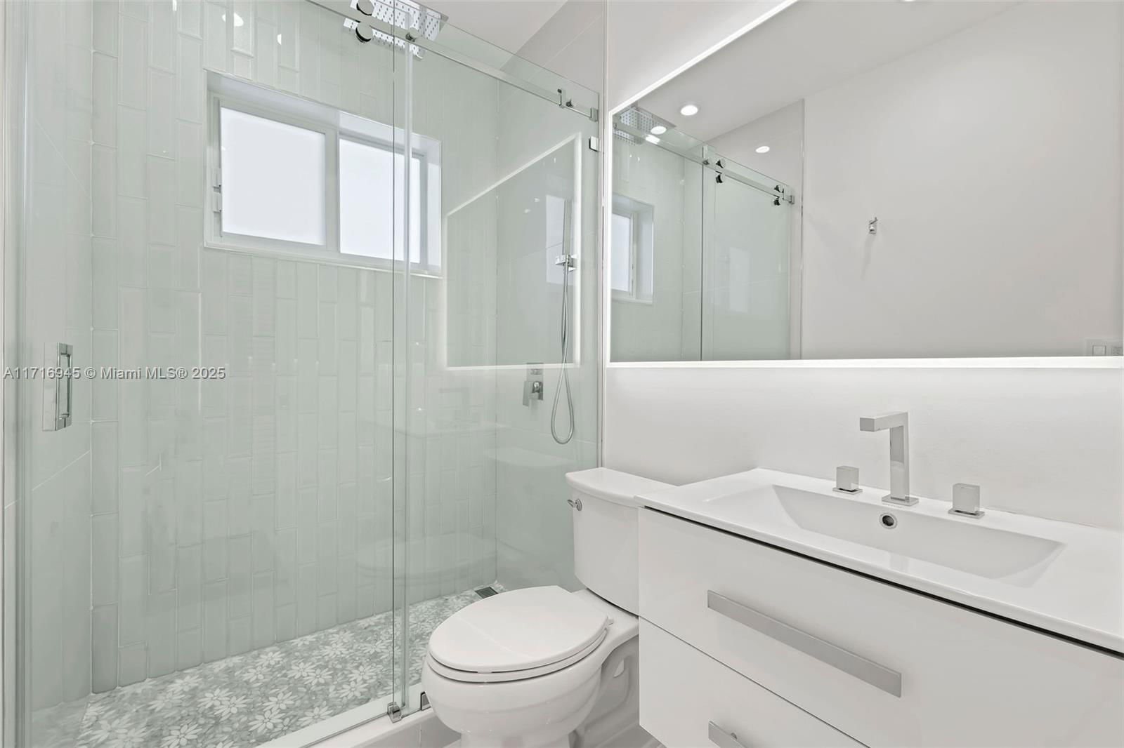 Real estate property located at 1511 17th Ter, Miami-dade, Seville, Miami, FL
