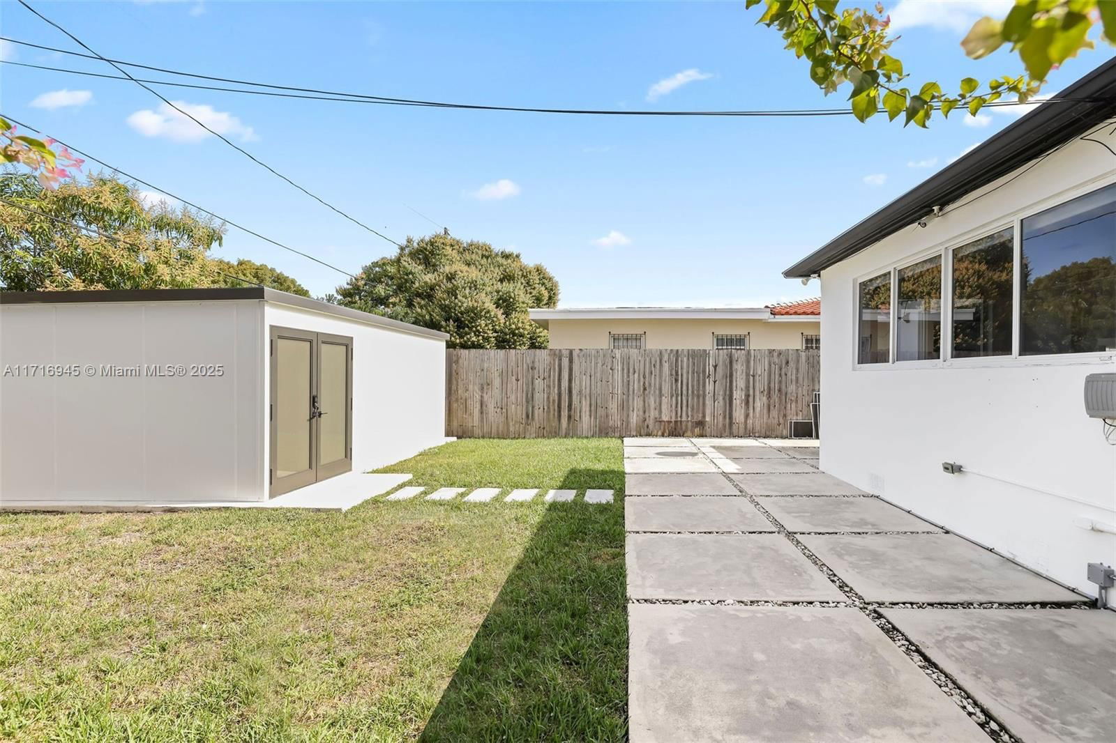 Real estate property located at 1511 17th Ter, Miami-dade, Seville, Miami, FL