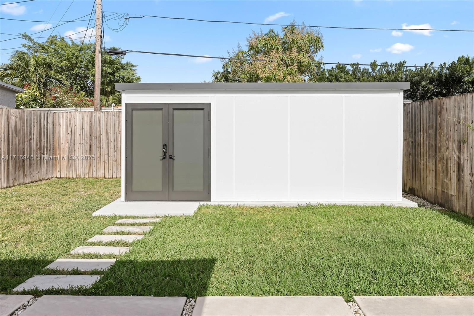 Real estate property located at 1511 17th Ter, Miami-dade, Seville, Miami, FL