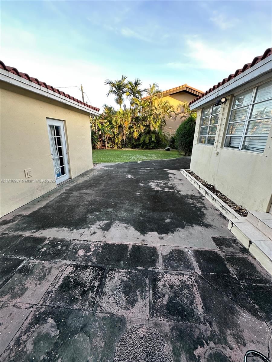 Real estate property located at 3021 Coconut Grove Dr, Miami-dade, Coral Gables Crafts Sec, Coral Gables, FL