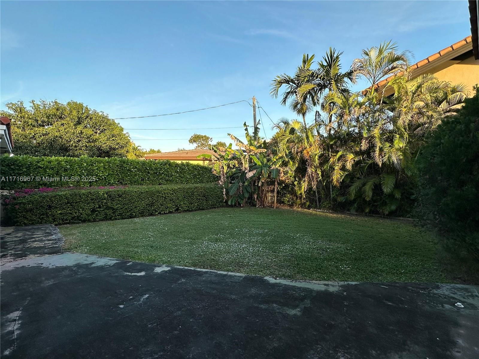 Real estate property located at 3021 Coconut Grove Dr, Miami-dade, Coral Gables Crafts Sec, Coral Gables, FL