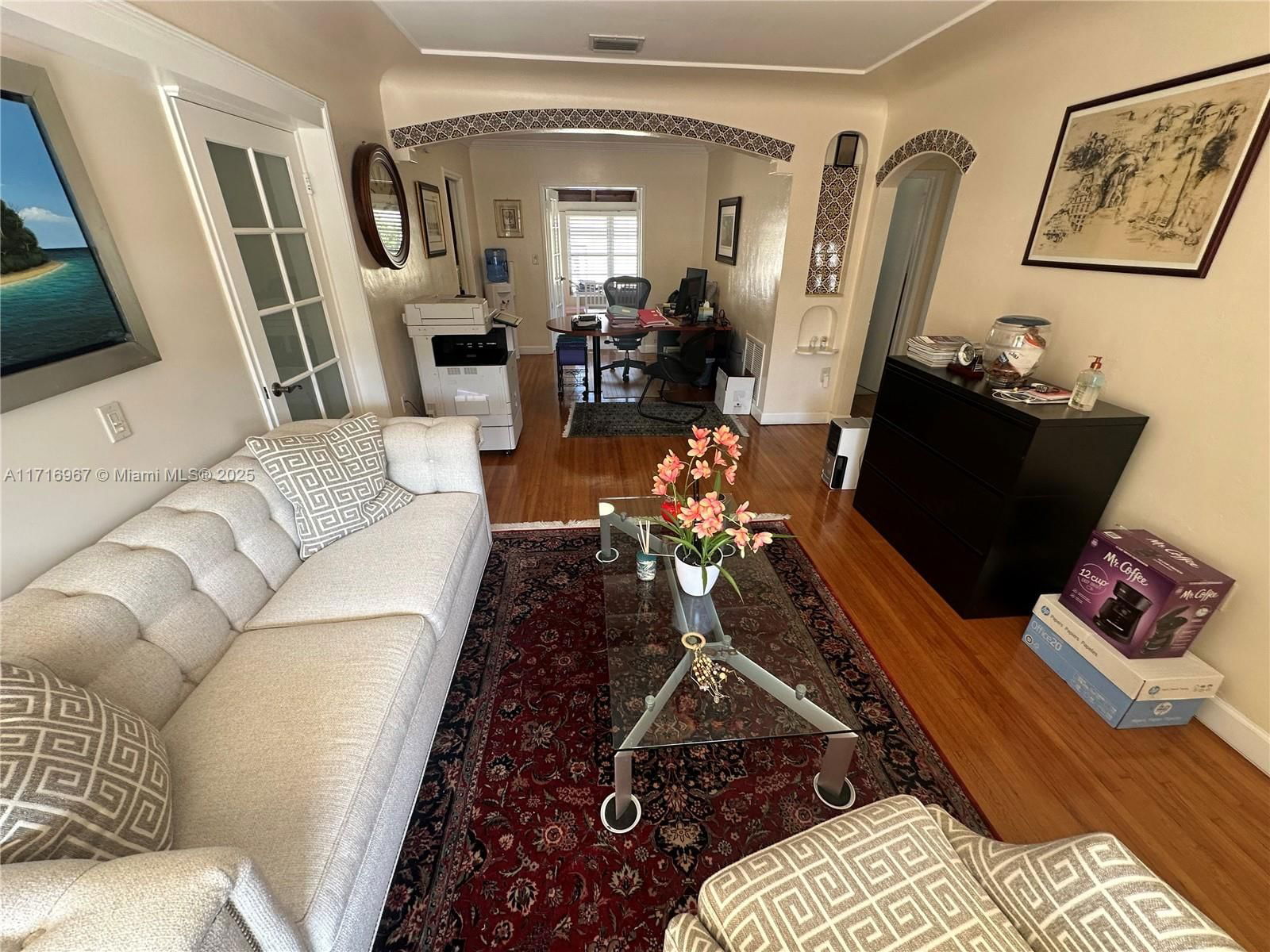 Real estate property located at 3021 Coconut Grove Dr, Miami-dade, Coral Gables Crafts Sec, Coral Gables, FL