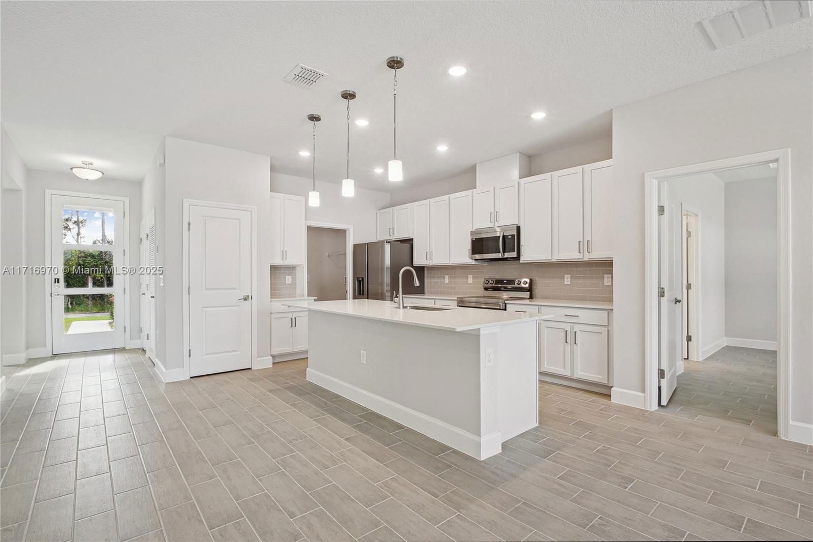 Real estate property located at 931 Century Ave SE, Brevard, Port Malabar Unit 12, Palm Bay, FL