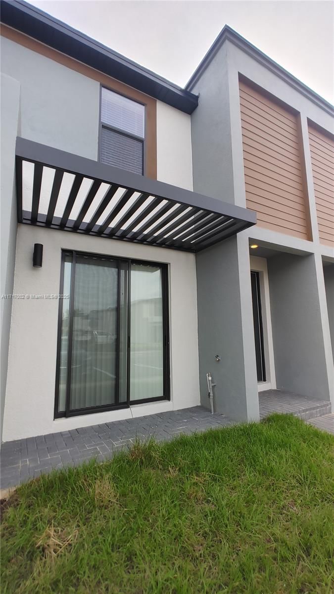 Real estate property located at 3223 Sustainable Way, Other, The Hub At Westside Reserv, Other City - In The State Of Florida, FL