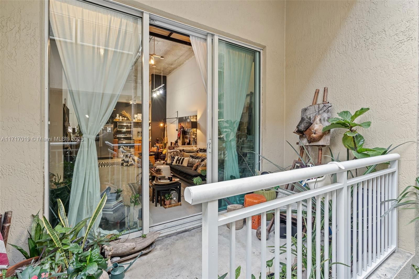 Real estate property located at 2001 Biscayne Blvd #2121, Miami-dade, Cite Condo, Miami, FL
