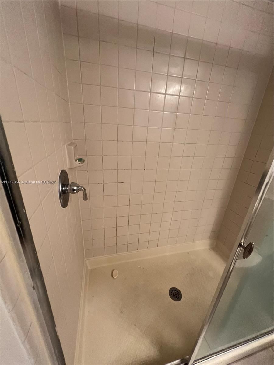 Real estate property located at 8871 Wiles Rd #208, Broward, Edgewater Condo, Coral Springs, FL