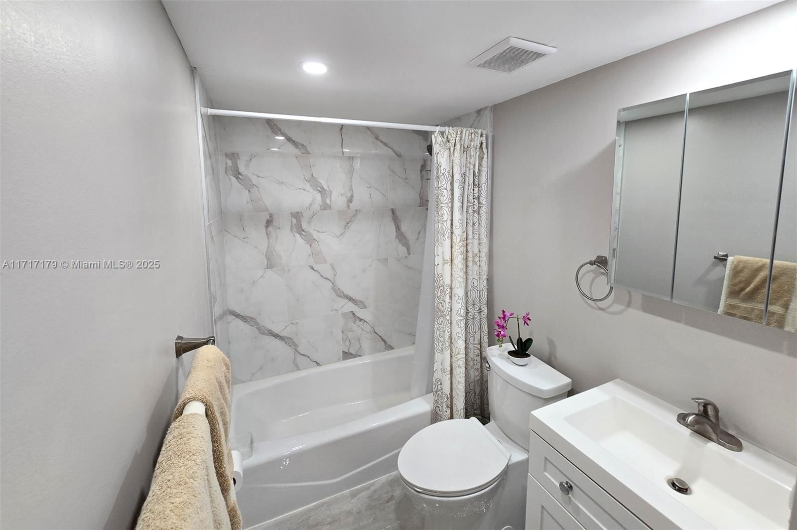 Real estate property located at 6000 22nd Way #3A, Broward, Imperial Point Condo, Fort Lauderdale, FL