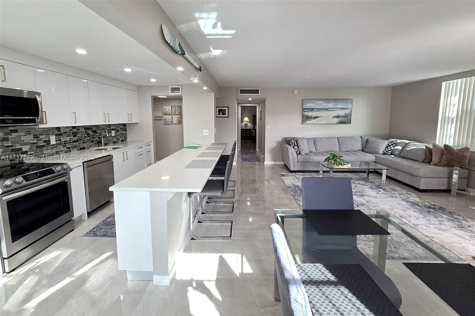 Real estate property located at 6000 22nd Way #3A, Broward, Imperial Point Condo, Fort Lauderdale, FL
