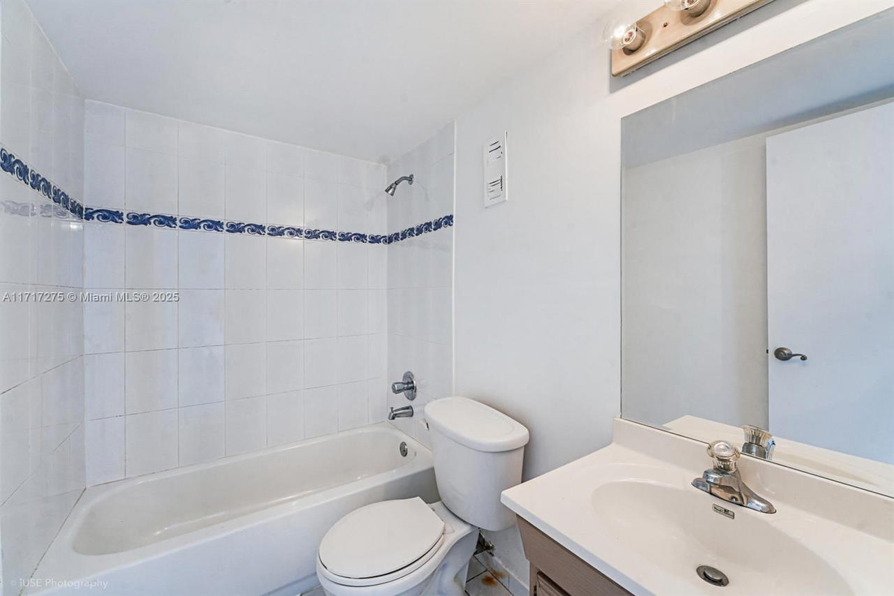 Real estate property located at 5501 7th St E310, Miami-dade, El Lago Condo, Miami, FL