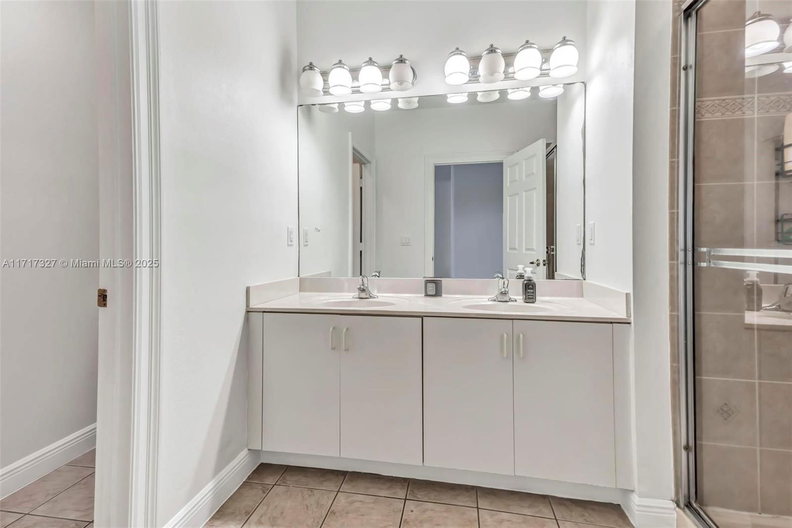 Real estate property located at 2417 99th Way, Broward, Waldman Plat, Miramar, FL