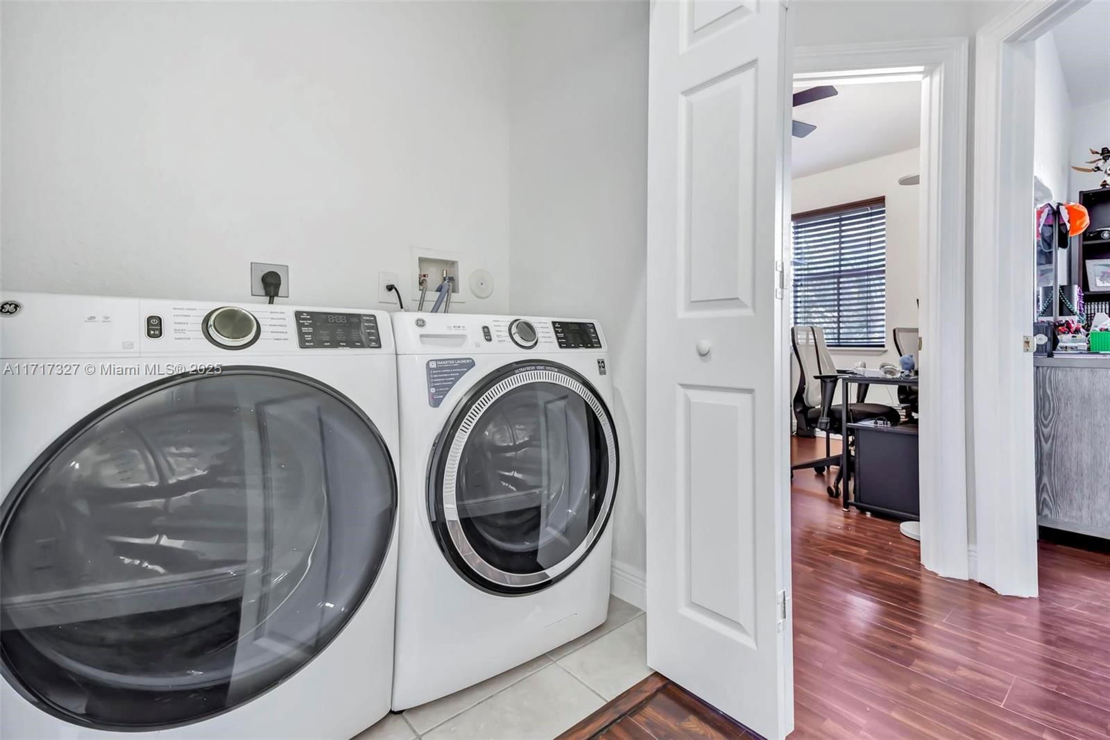 Real estate property located at 2417 99th Way, Broward, Waldman Plat, Miramar, FL