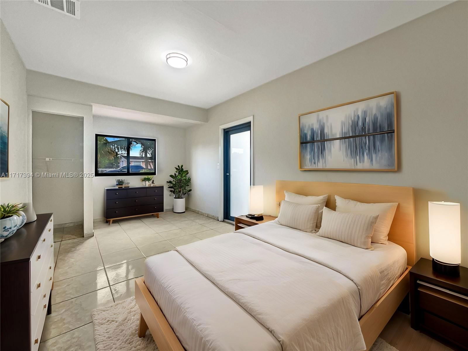 Real estate property located at 5001 181st Ter, Miami-dade, Carol City 3rd Addn, Miami Gardens, FL