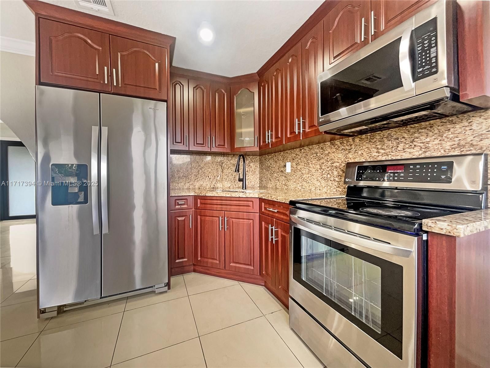 Real estate property located at 5001 181st Ter, Miami-dade, Carol City 3rd Addn, Miami Gardens, FL