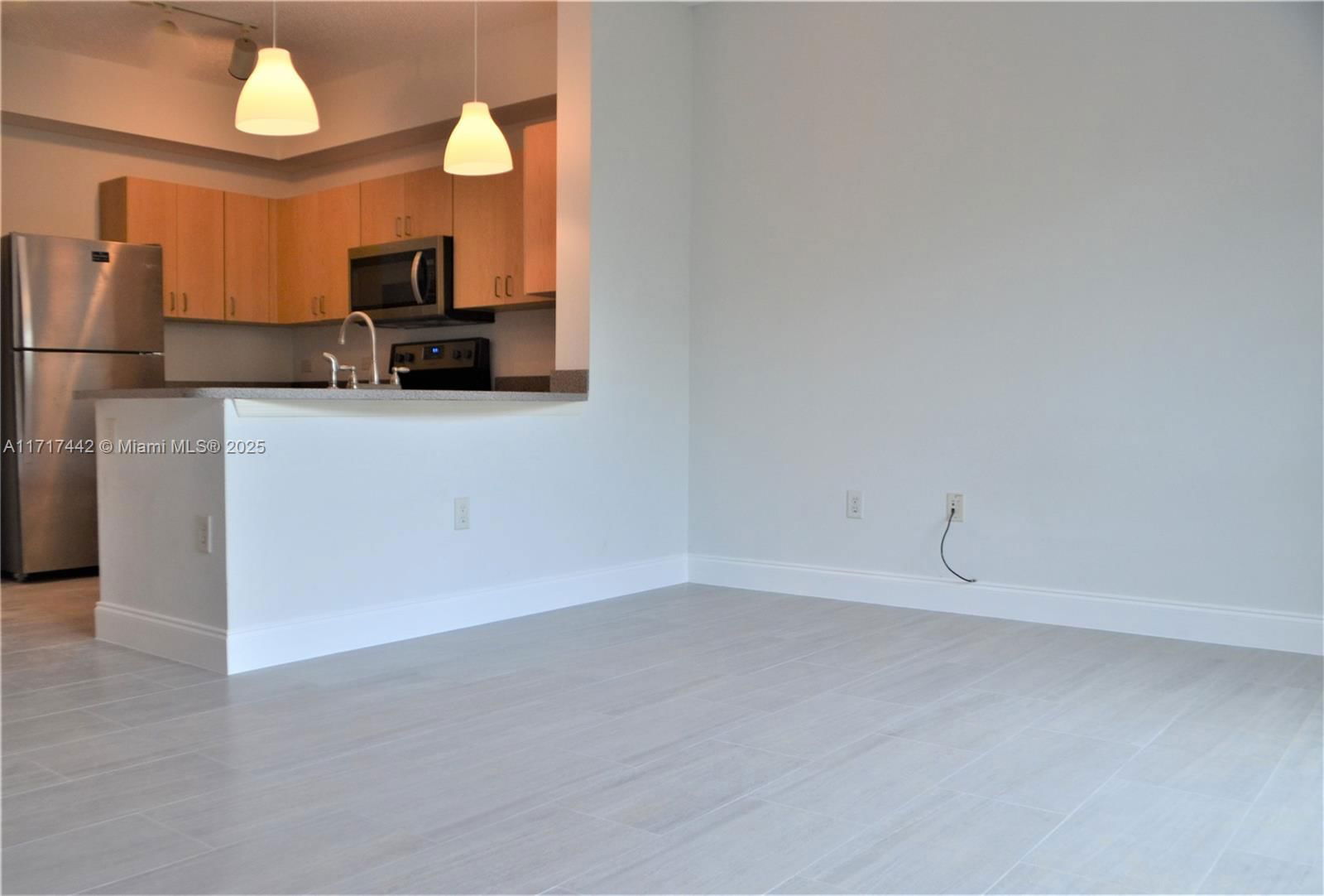 Real estate property located at 533 3rd Ave #446, Broward, Sole At Fort Lauderdale C, Fort Lauderdale, FL