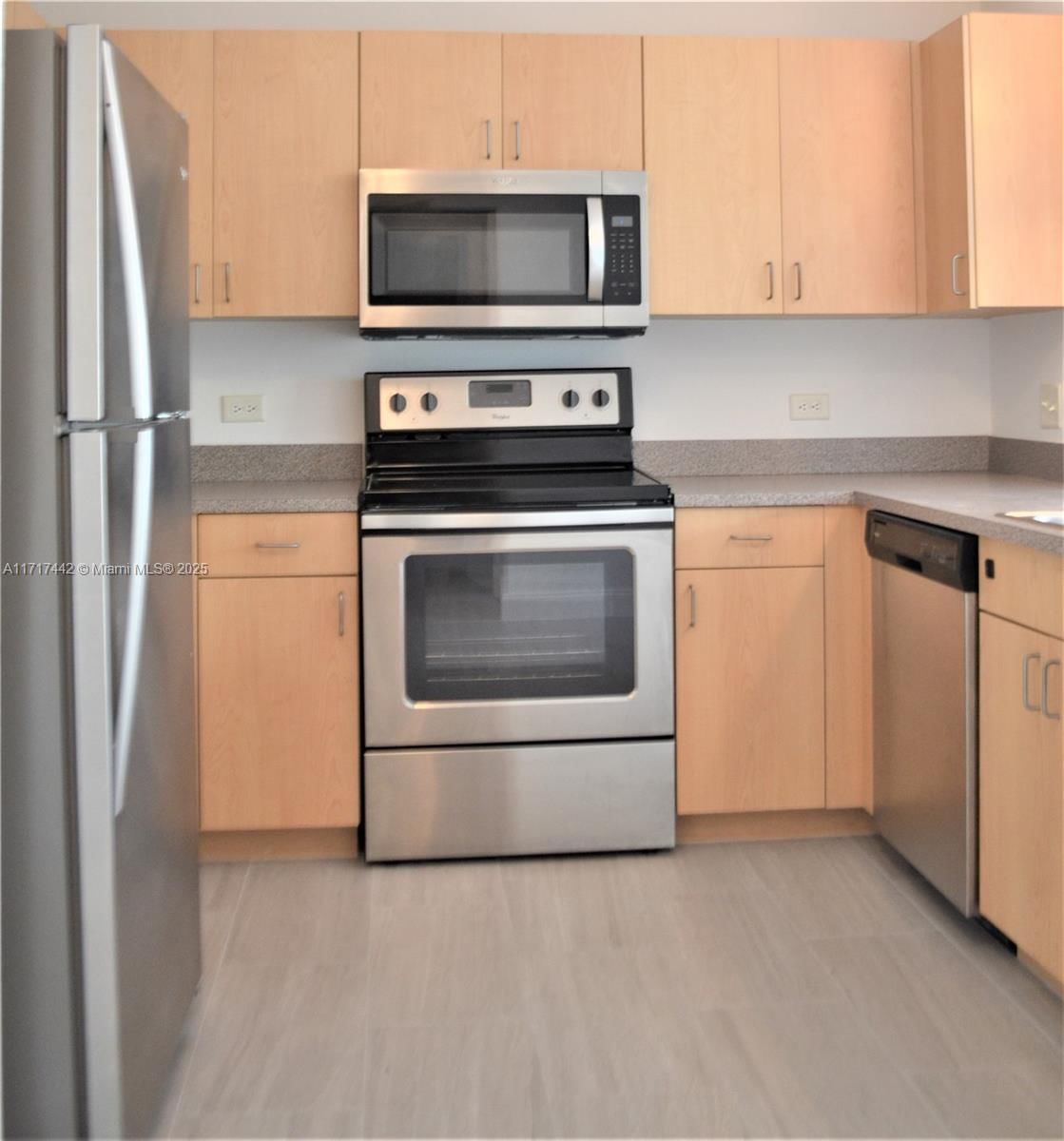 Real estate property located at 533 3rd Ave #446, Broward, Sole At Fort Lauderdale C, Fort Lauderdale, FL