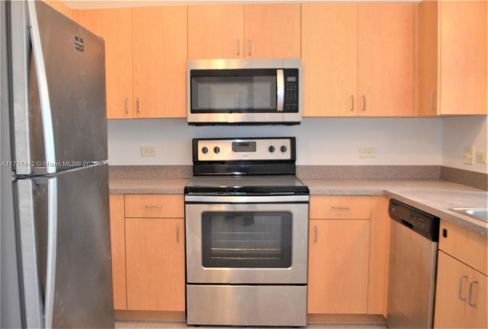 Real estate property located at 533 3rd Ave #446, Broward, Sole At Fort Lauderdale C, Fort Lauderdale, FL