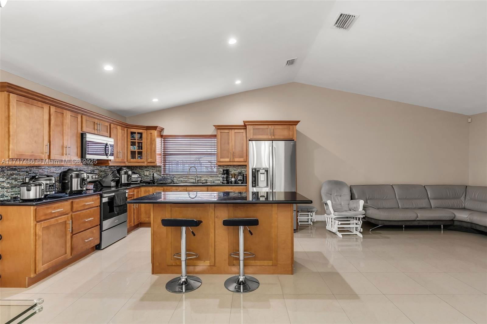 Real estate property located at 11243 165th Ter, Miami-dade, Lazarus On Richmond, Miami, FL